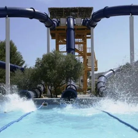 Apartbeach Alboran 617 Piscina Y Climatizado * Salou